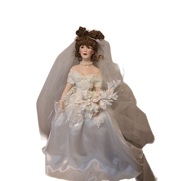 Paradise Galleries Treasury Collection Bride Doll “June” Premiere Edition 18”